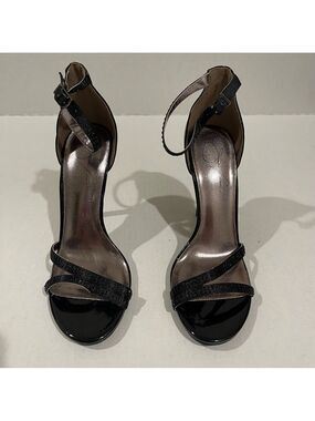 Women’s Jenni Rivera Black High Heels Size 7.5 US!